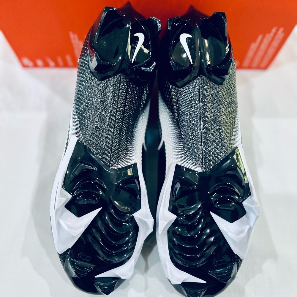 NIKE VAPOR EDGE PRO 360 Football Cleats, Size 7